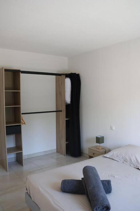 Suberbe Appartement Climatise Avec Terrasse Saint-Raphaël Dış mekan fotoğraf